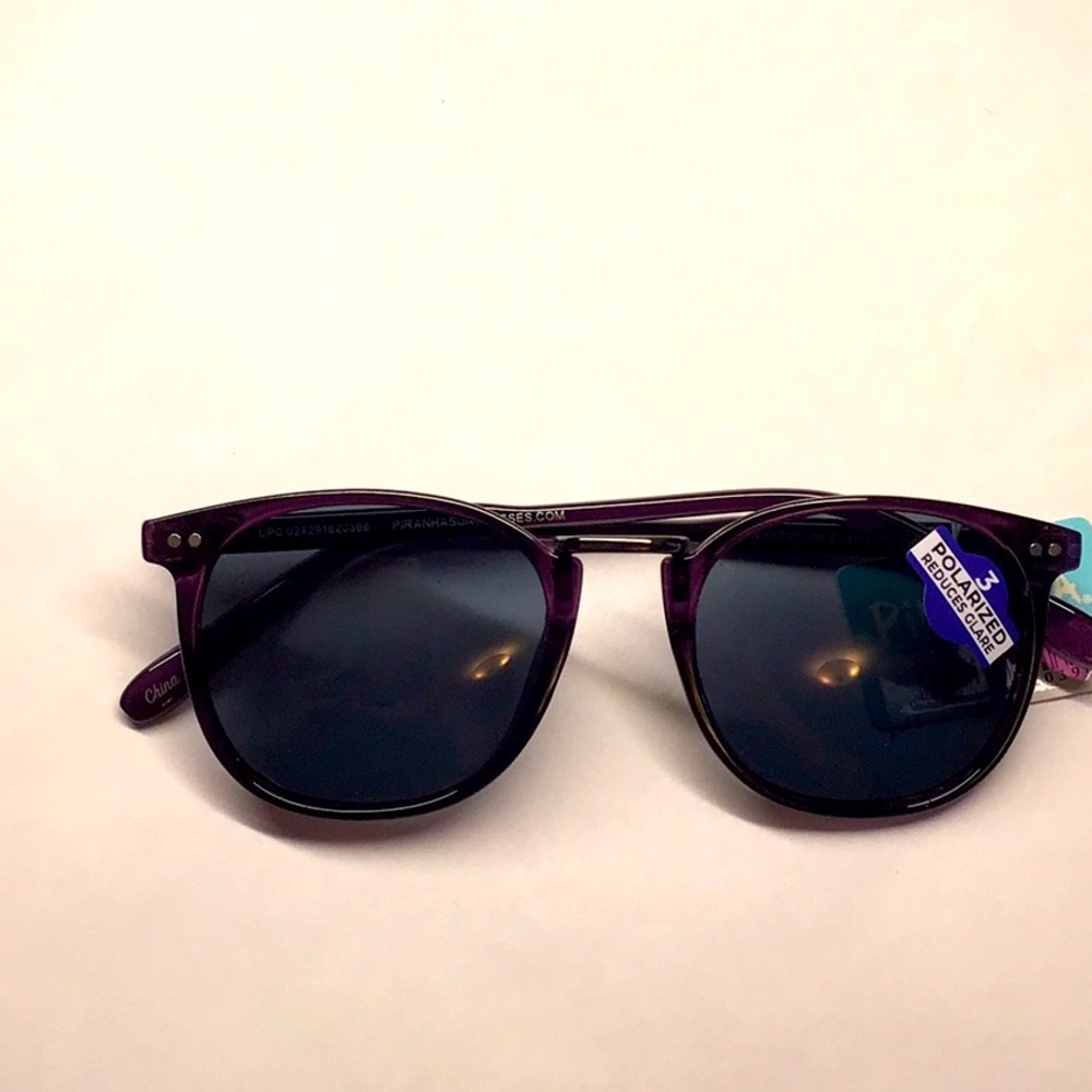 Woman’s Polarized Piranha sunglasses 62039